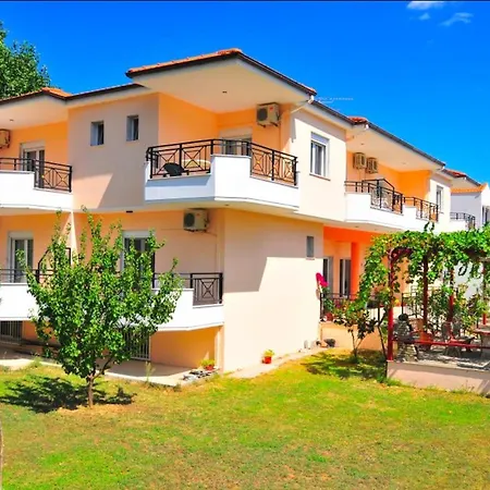 招待所 Room In Studio - Hotel Georgia - Peaceful Room Near Golden Beach In Thassos Island 克里斯阿穆迪亚